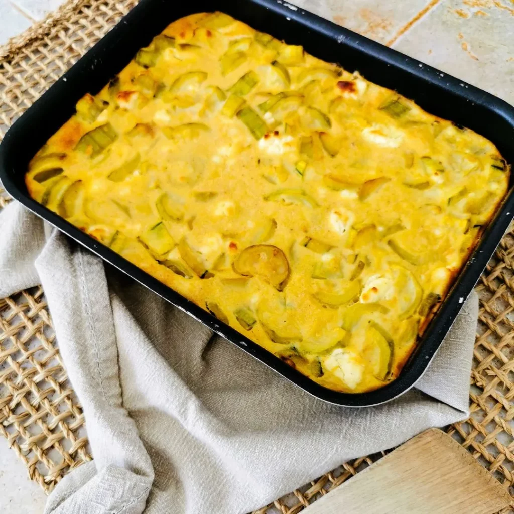 clafoutis à la courgette curry et fêta